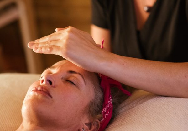 pexels-anete-lusina-5240734